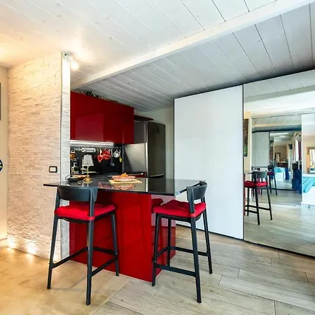 New 1bdr - Attico Con Vasca Idromassaggio